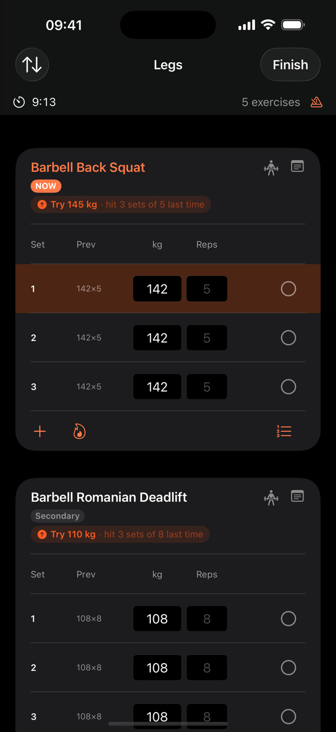 Active workout logging in dark mode
